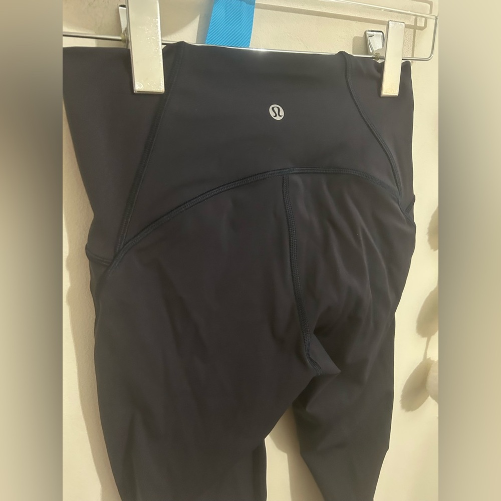 Lululemon Squad Goals Crop - Picture 13 of 16